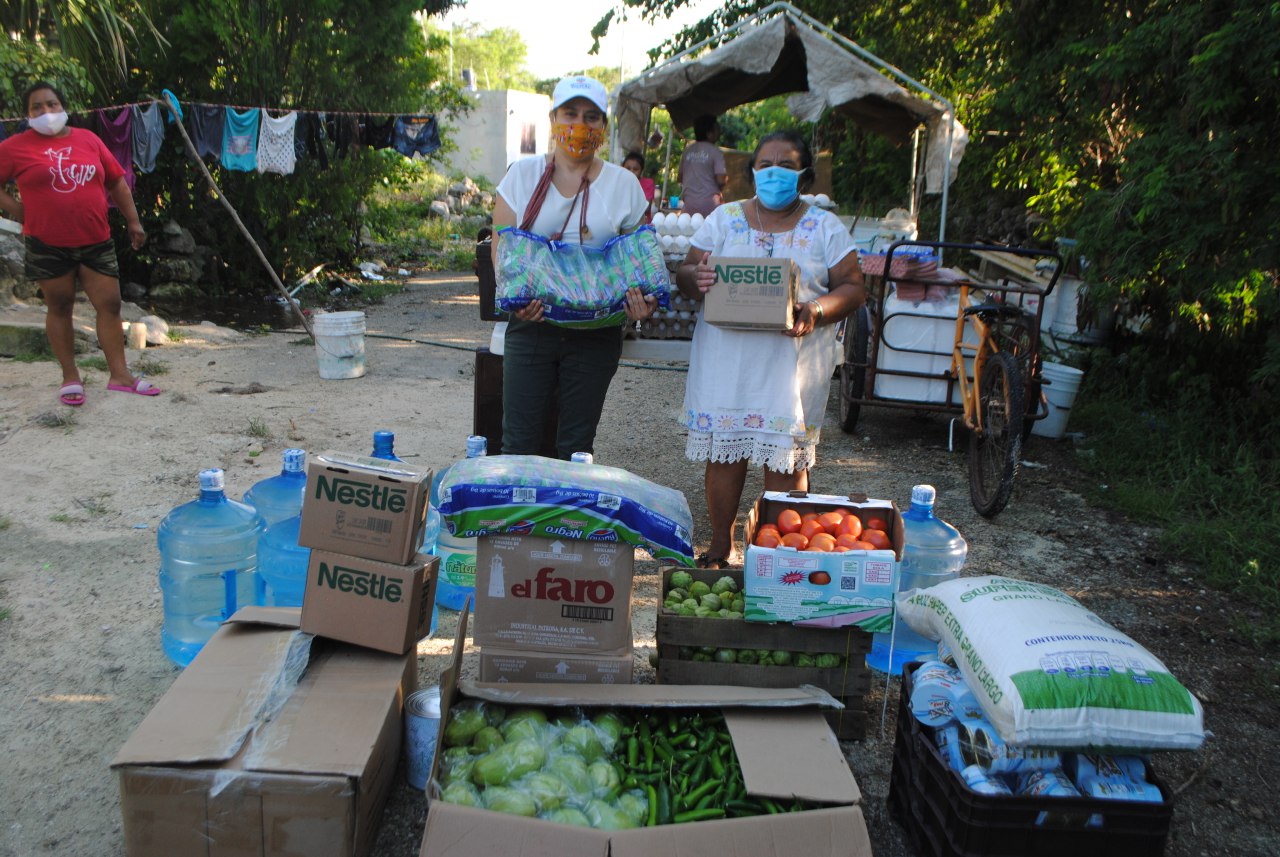 Entrega DIF Yucatán 1.5 toneladas de alimentos a familias