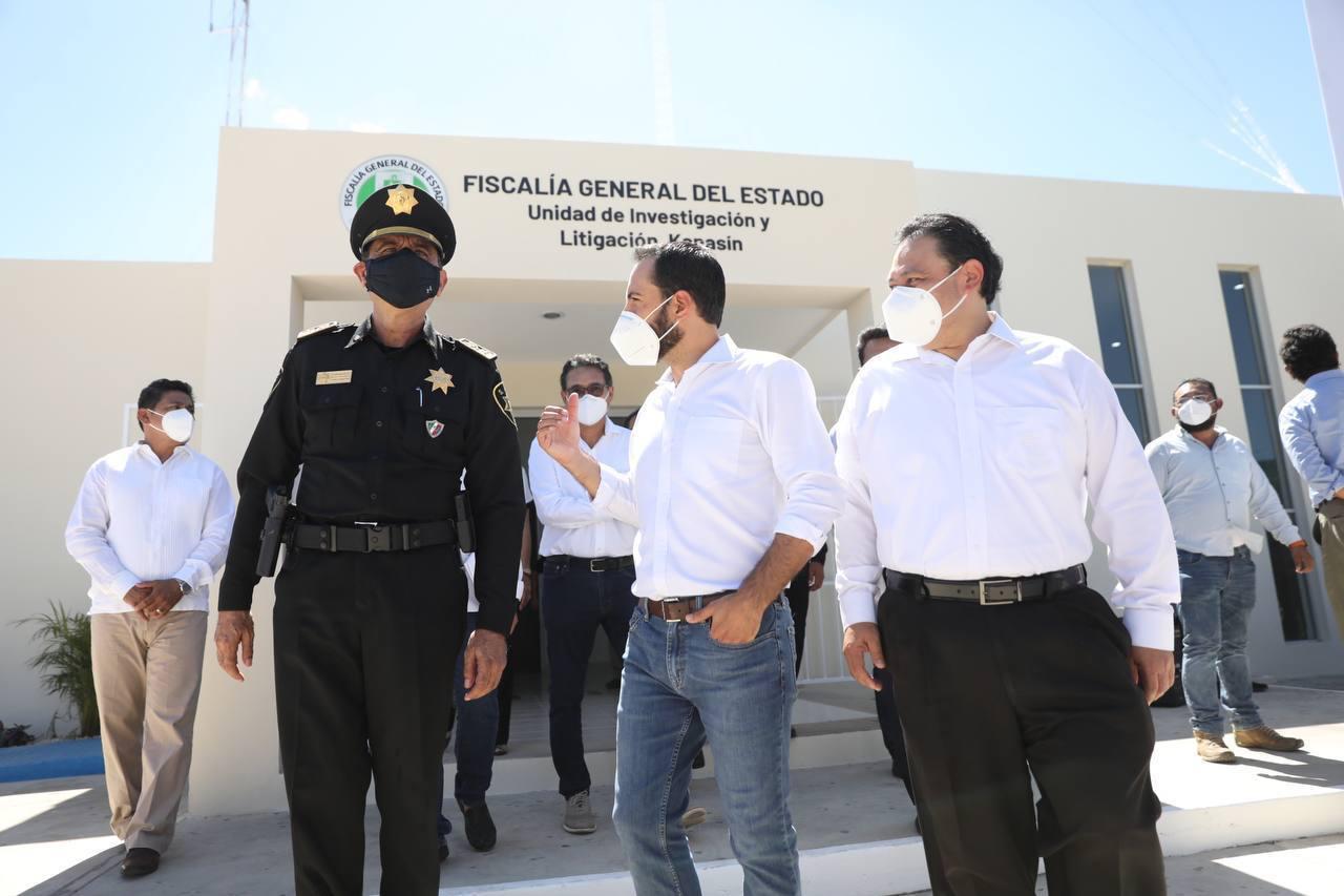 Entrega Vila Dosal trabajos de modernización Kanasín y Mérida