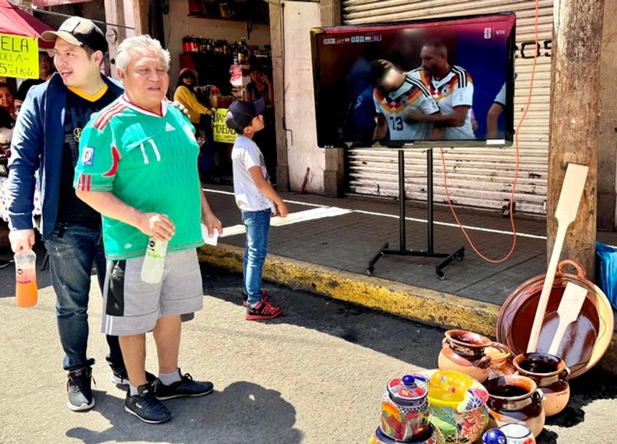 Profeco regaña a VIX y pide a usuarios reportar fallas en transmisiones del Mundial
