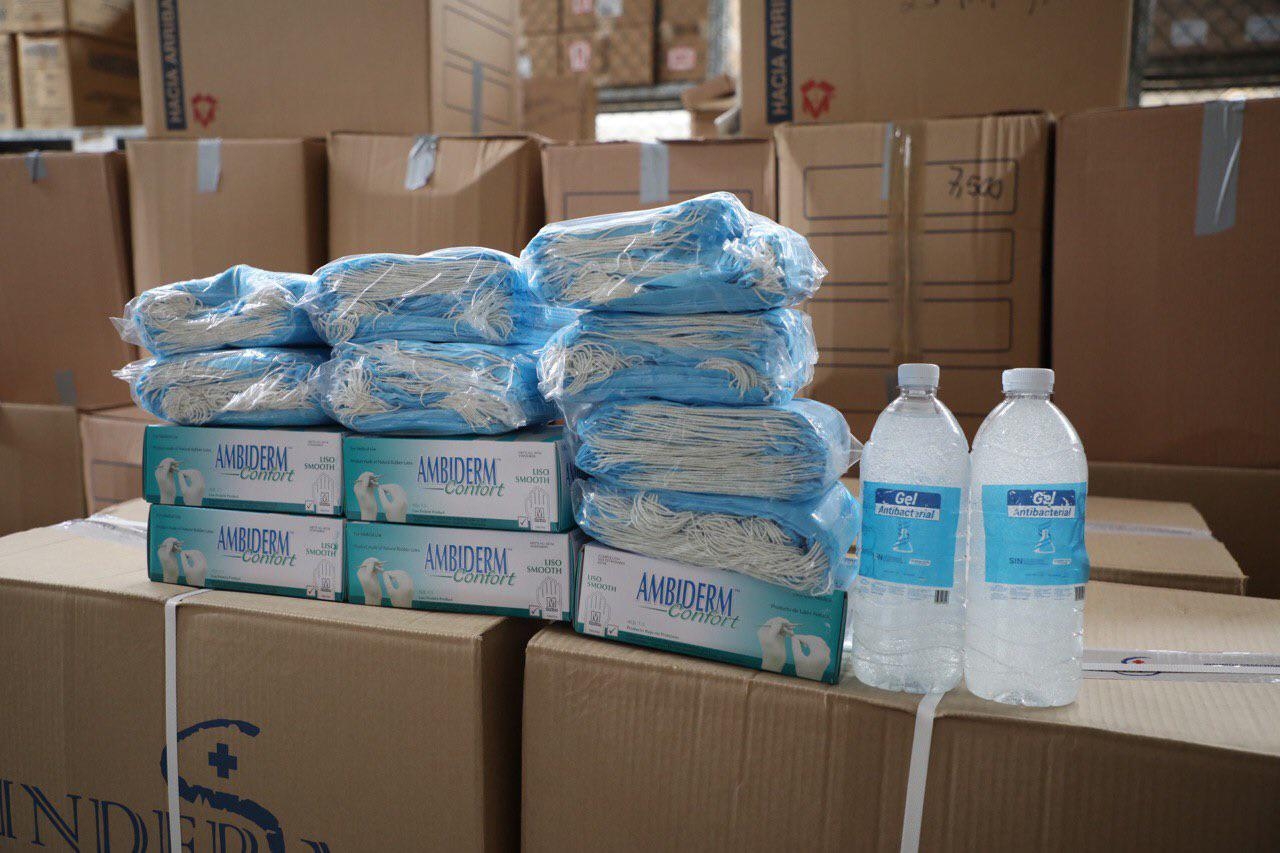 Pasantes de medicina de Yucatán reciben equipo de protección personal