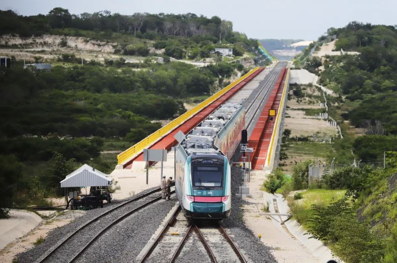 Sheinbaum atribuye a ''errores humanos'' los incidentes del Tren Maya