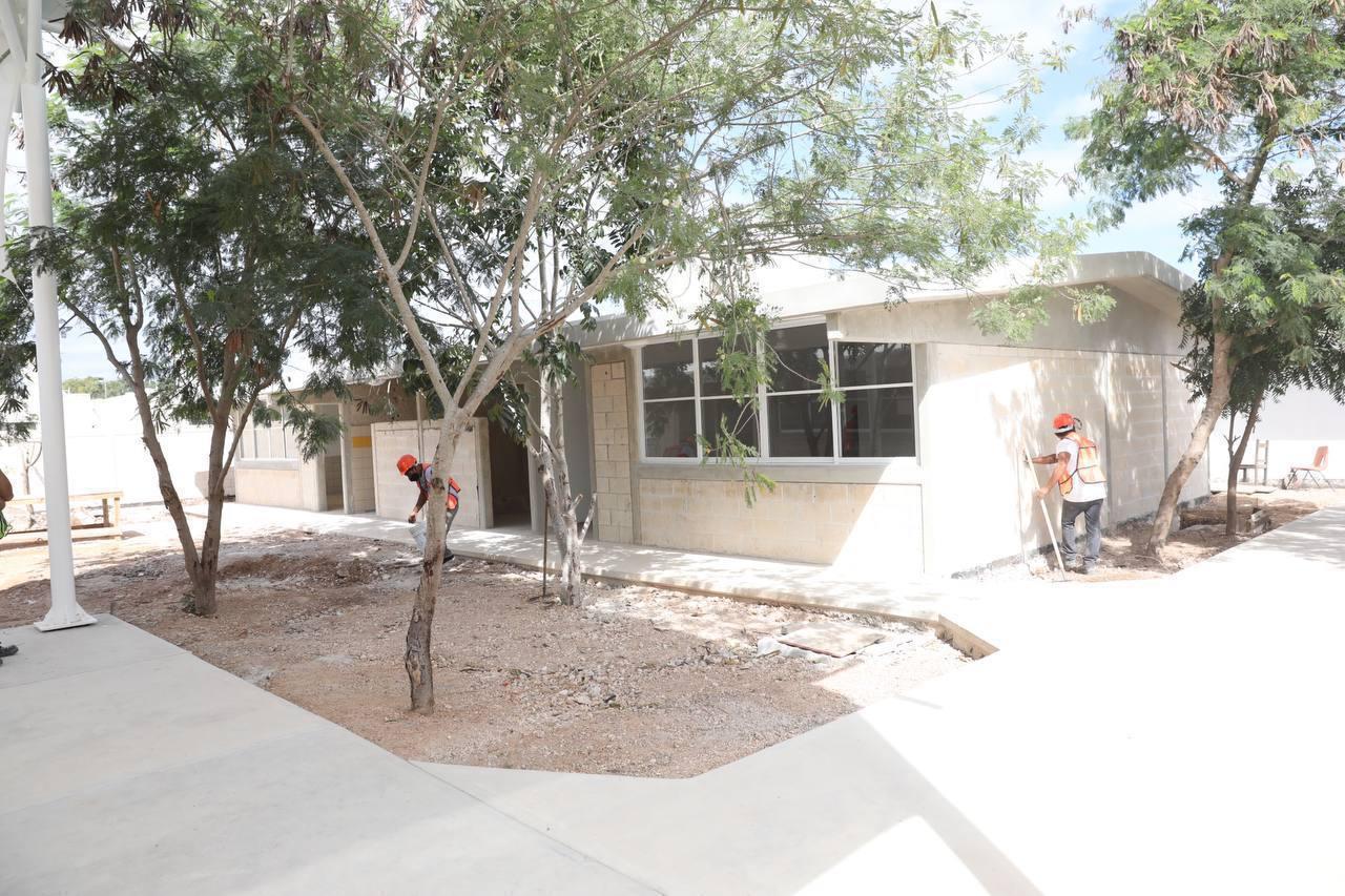 Construyen cuatro escuelas de nivel básico en Caucel