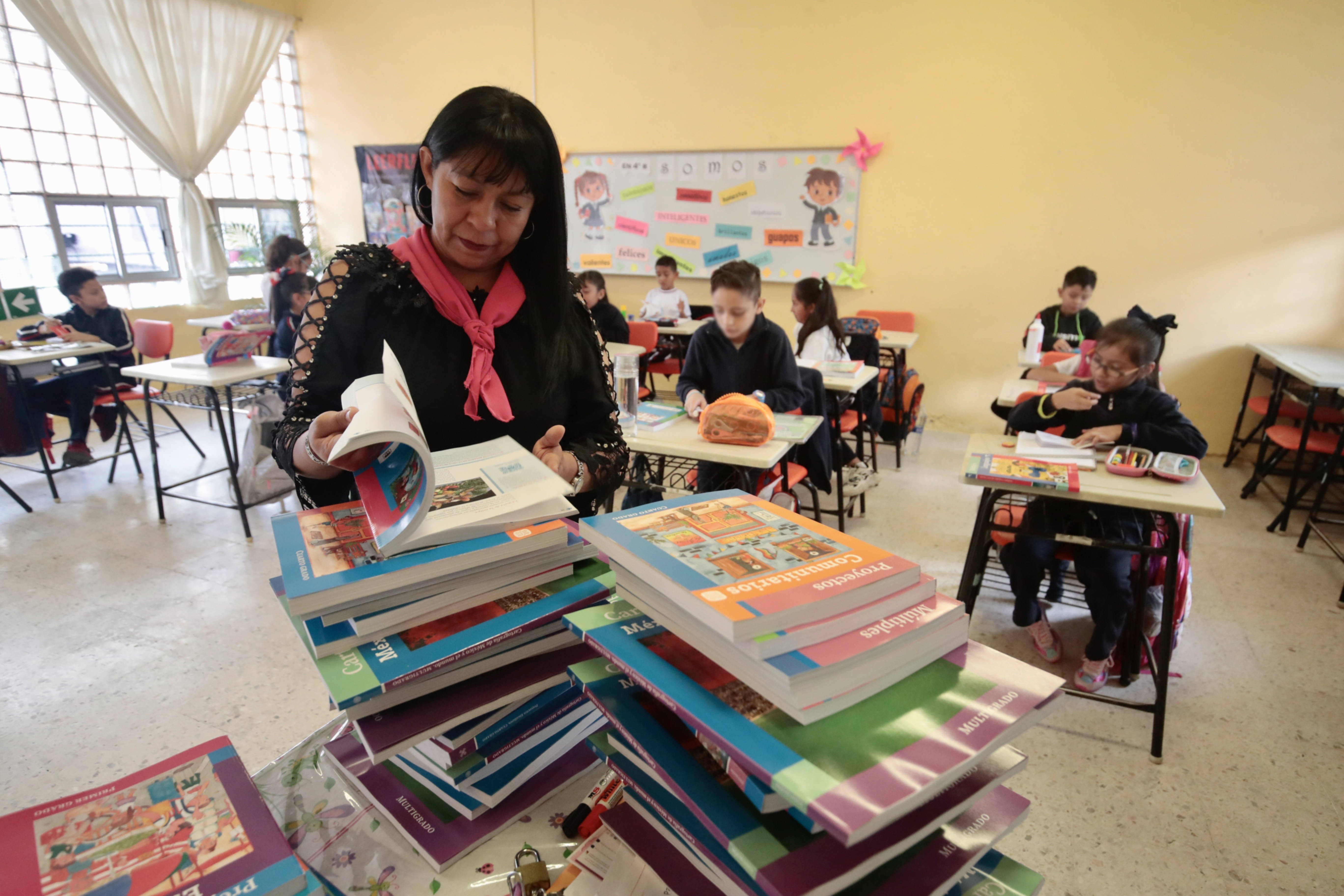Más infraestructura educativa, queda respaldar a docentes