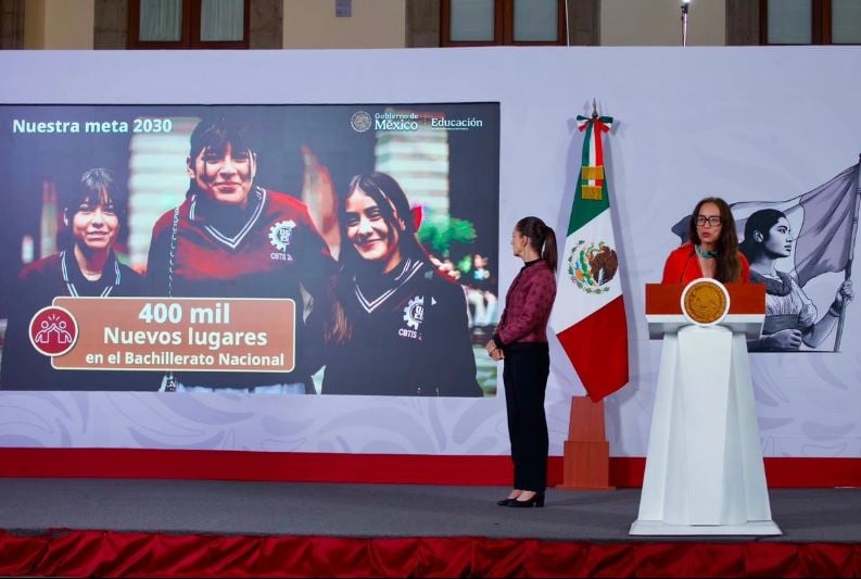 Sheinbaum anuncia que duplicará meta de espacios para bachillerato: serán 400 mil