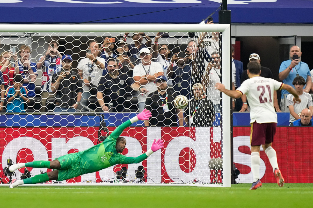 España está en la final del Mundial con una victoria por 2-0 sobre Francia