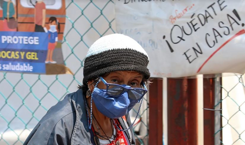 Porcelana de otros tiempos: la 'nueva normalidad' entre abuelos y nietos durante la pandemia