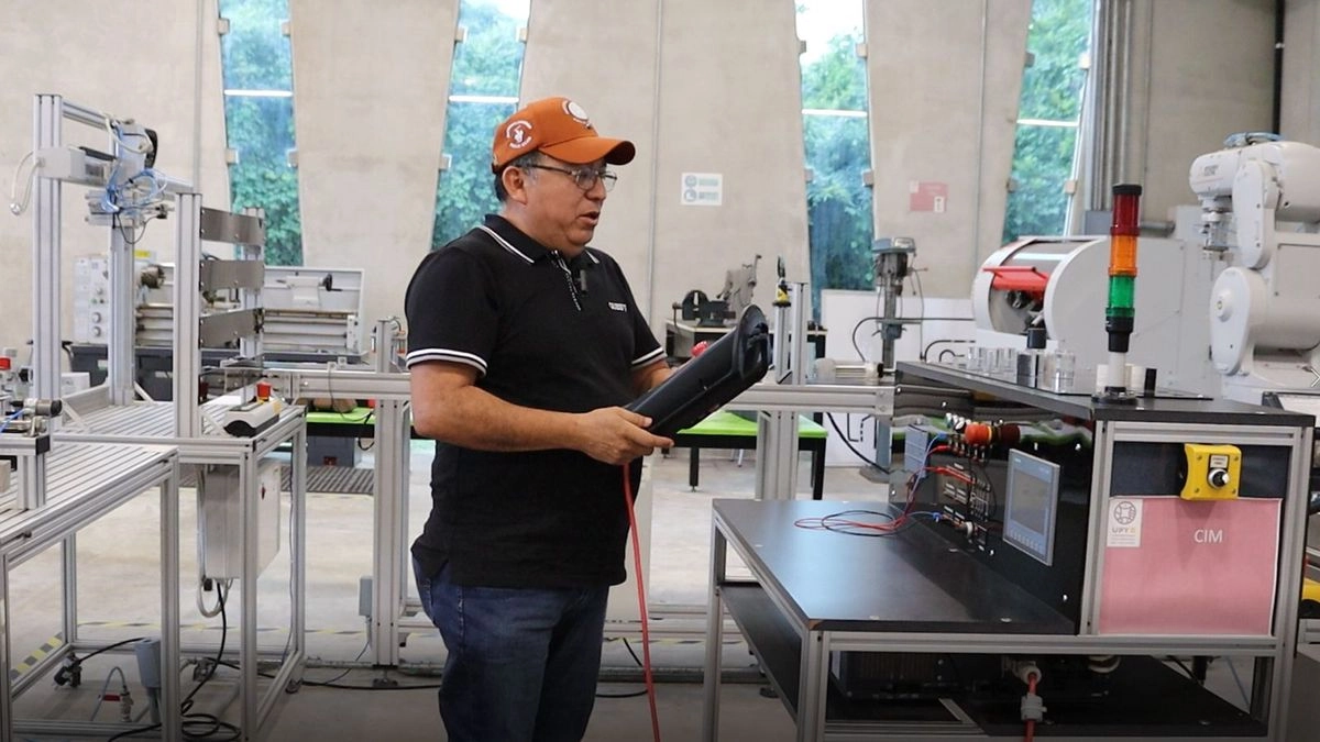 De Halachó a Canadá: la historia de Eulogio, el estudiante yucateco que consiguió una beca en Ontario a los 54 años