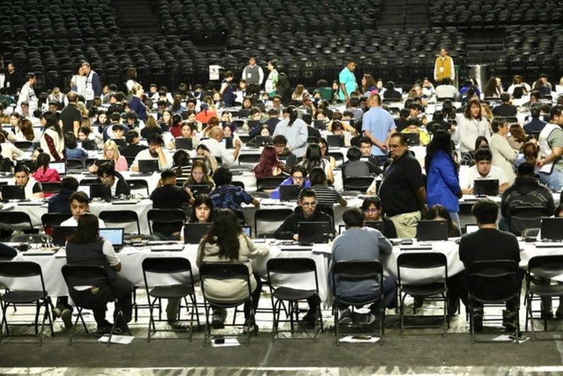 UNAM dará segunda oportunidad a 2 mil aspirantes que no aprobaron el examen de control