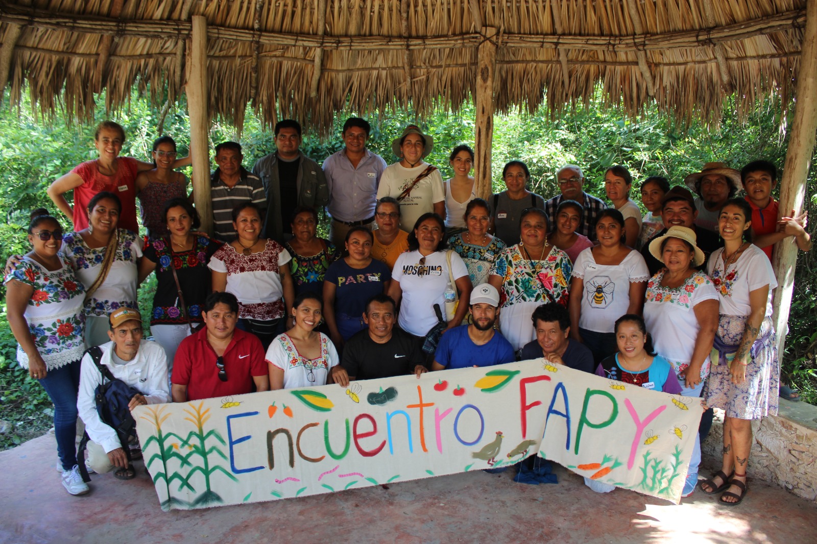 ''Altas temperatura afectan a cultivos, abejas y el combate a plagas'': organizaciones del FAPY
