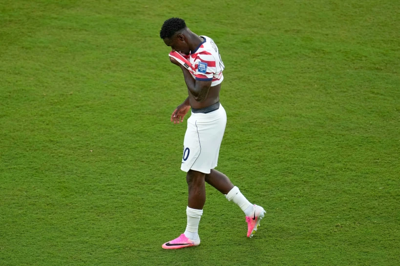 UEFA: ''Incomprensible'' que la FIFA deje jugar a Balogun en el Mundial