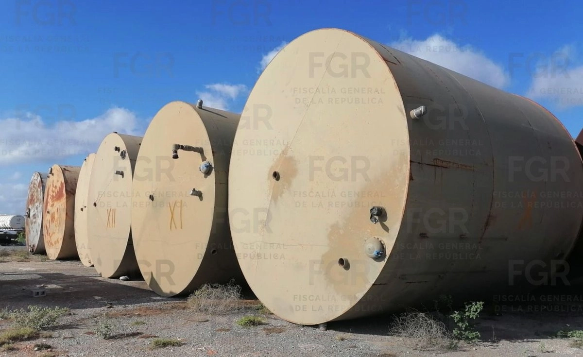 FGR asegura más de 2.1 millones de litros de hidrocarburo durante cateo en Tamaulipas