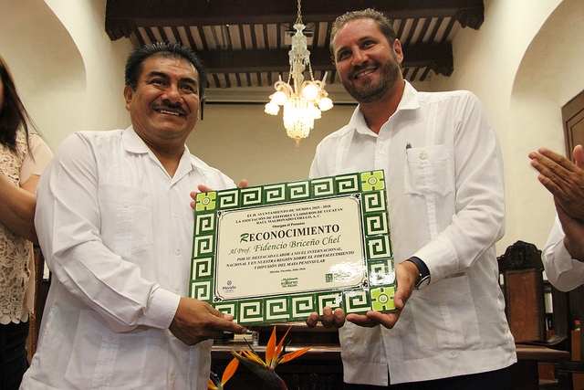 Integrante del consejo editorial de LJM