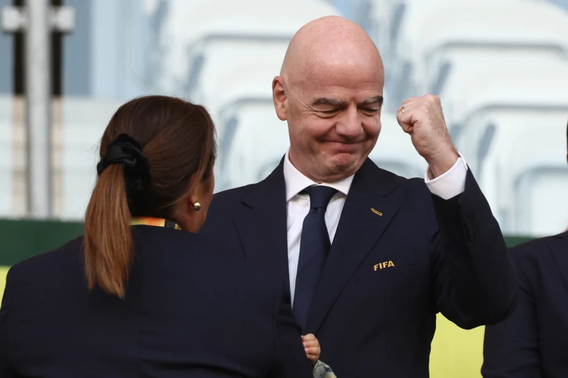 FIFA propone distribuir 6 mil 300 millones de dólares para desarrollo del futbol
