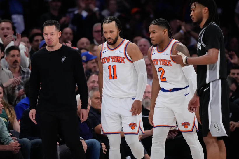 Los Knicks necesitan reaccionar tras su primera derrota desde abril y los Spurs buscan empatar