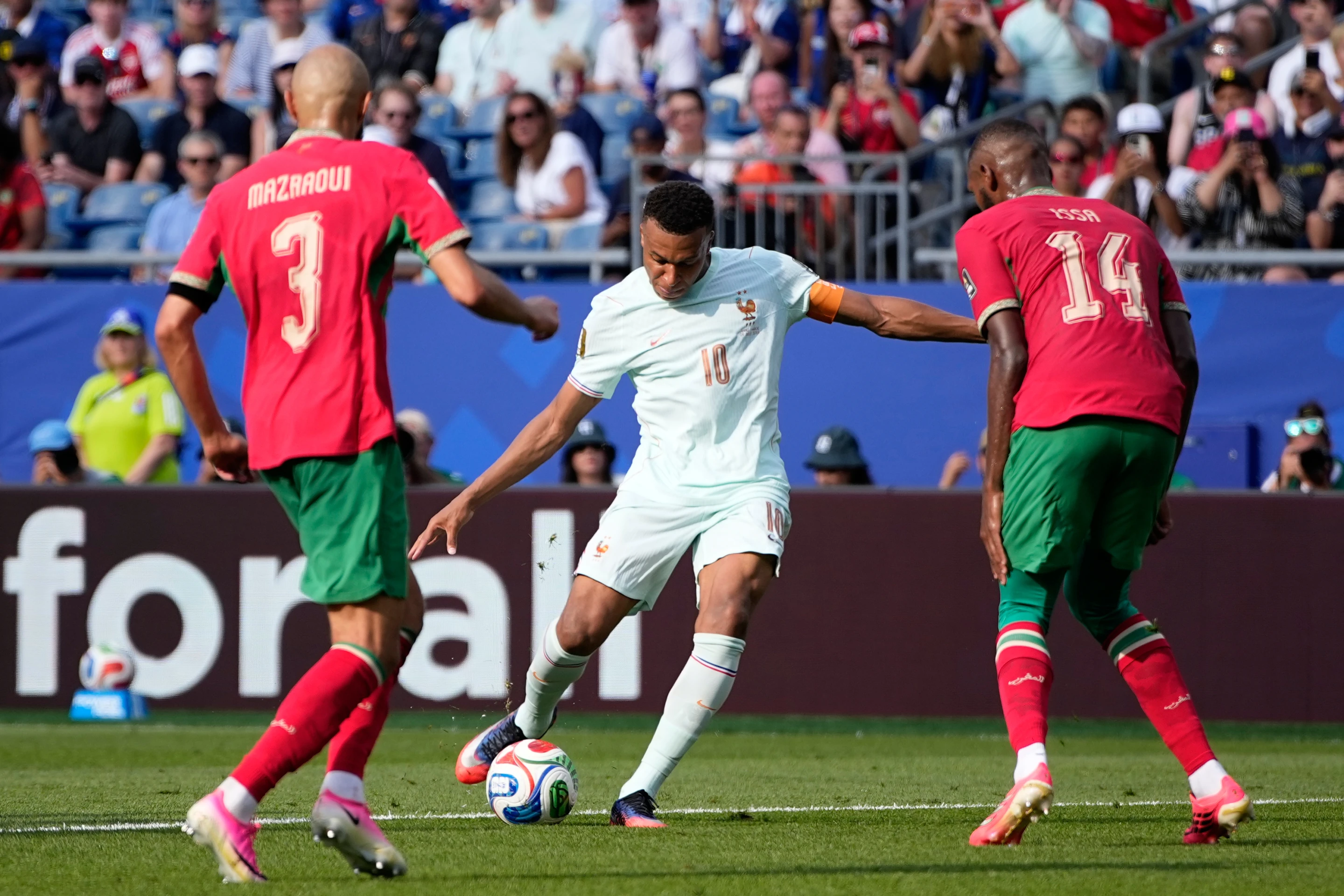 Francia y España prometen emociones a granel en su semifinal del Mundial