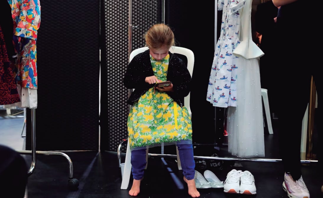 Franciae’ tu jets’aj a’almajt’aan ti’al ma’ u yantal reedes sosyaales ti’ paalal mina’an 15 u ja’abil