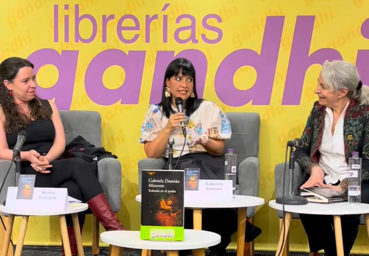 'Soñarán en el jardín', de la mexicana Gabriela Damián Miravete, parte de la colección Mapa de las Lenguas 2026