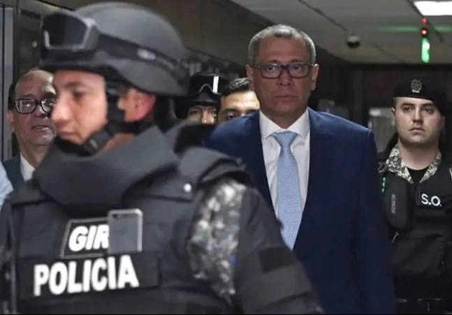 Juez de Ecuador ordena presentar al ex vicepresidente Jorge Glas en audiencia