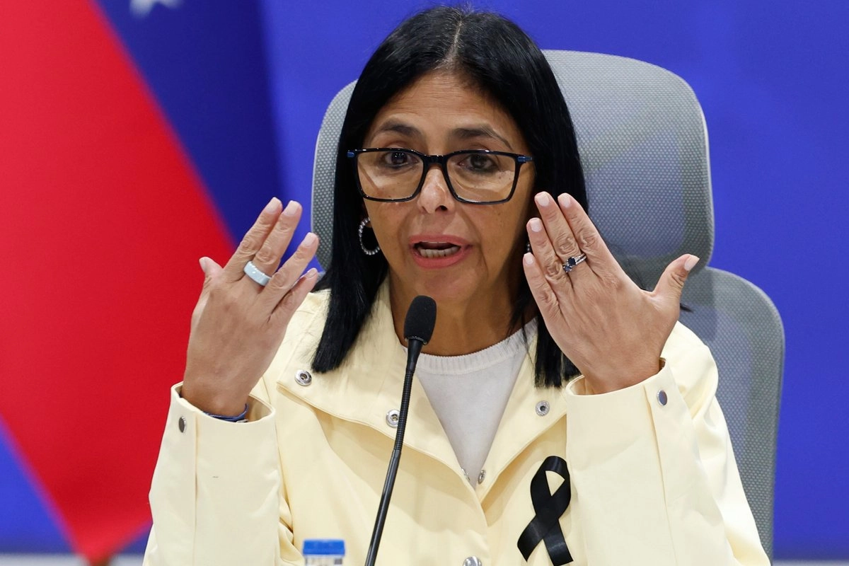 Gobierno y oposición comienzan diálogo para la transición en Venezuela