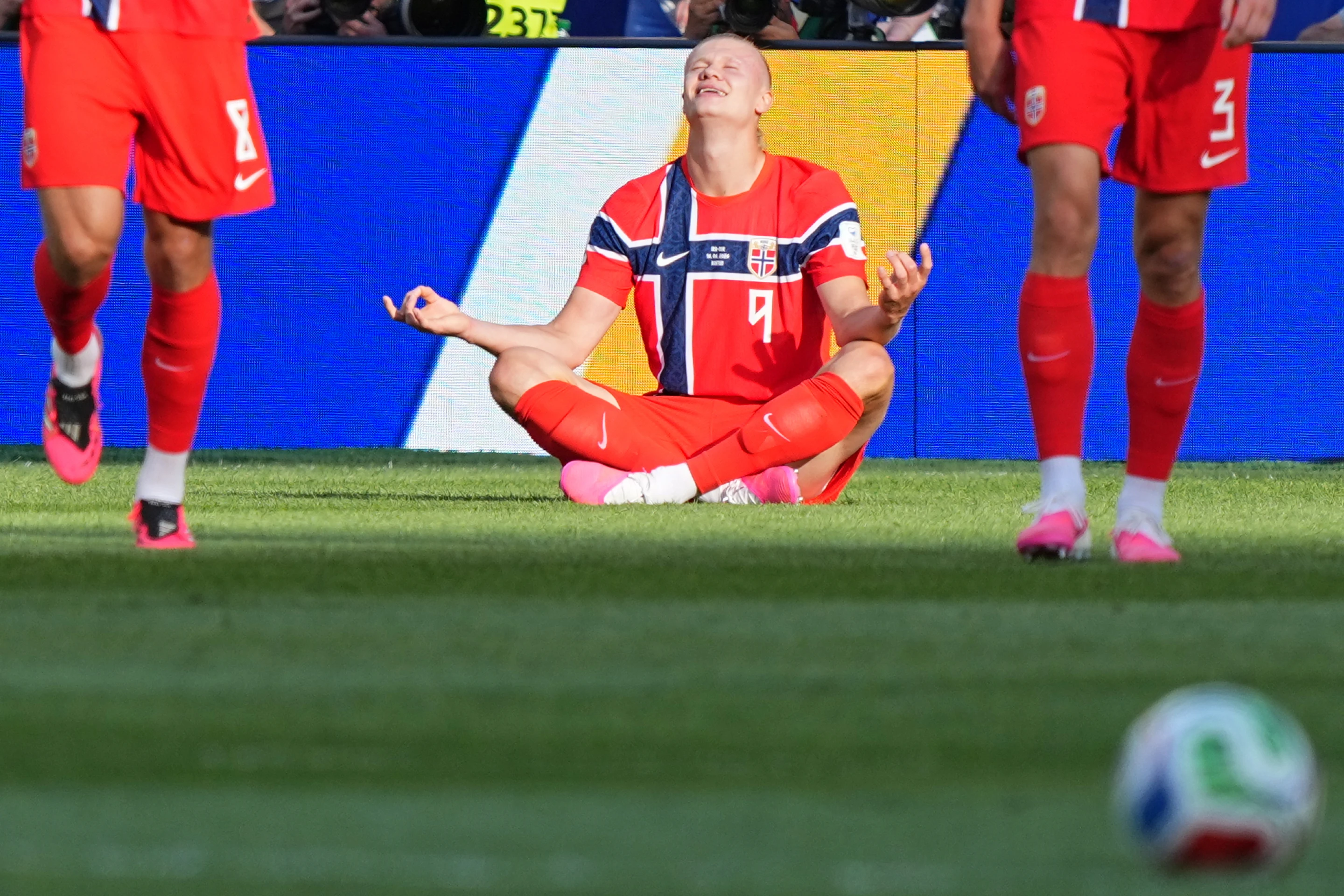 Haaland, goleador en su debut como Messi y Kane, lo que no lograron Cristiano y Mbappé 