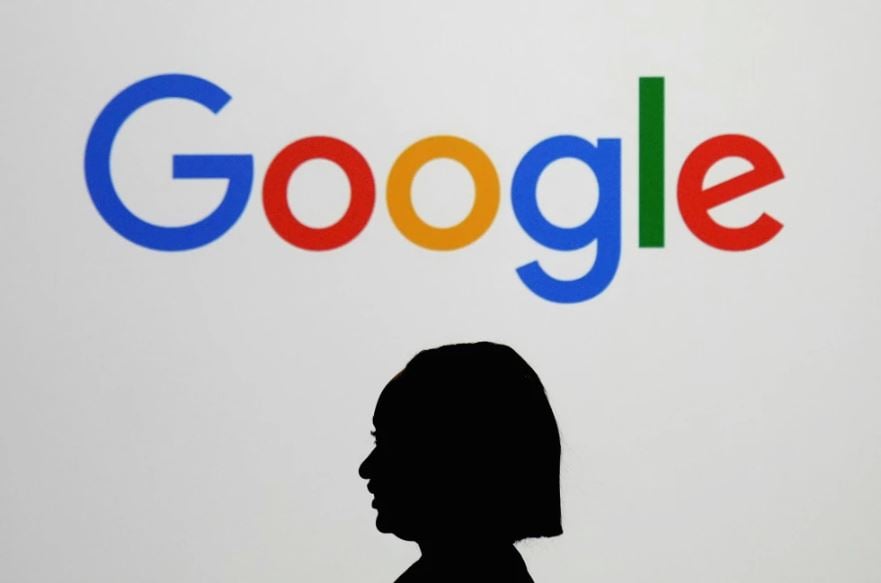 La UE impone multa histórica de mil millones de dólares a Google por prácticas anticompetitivas