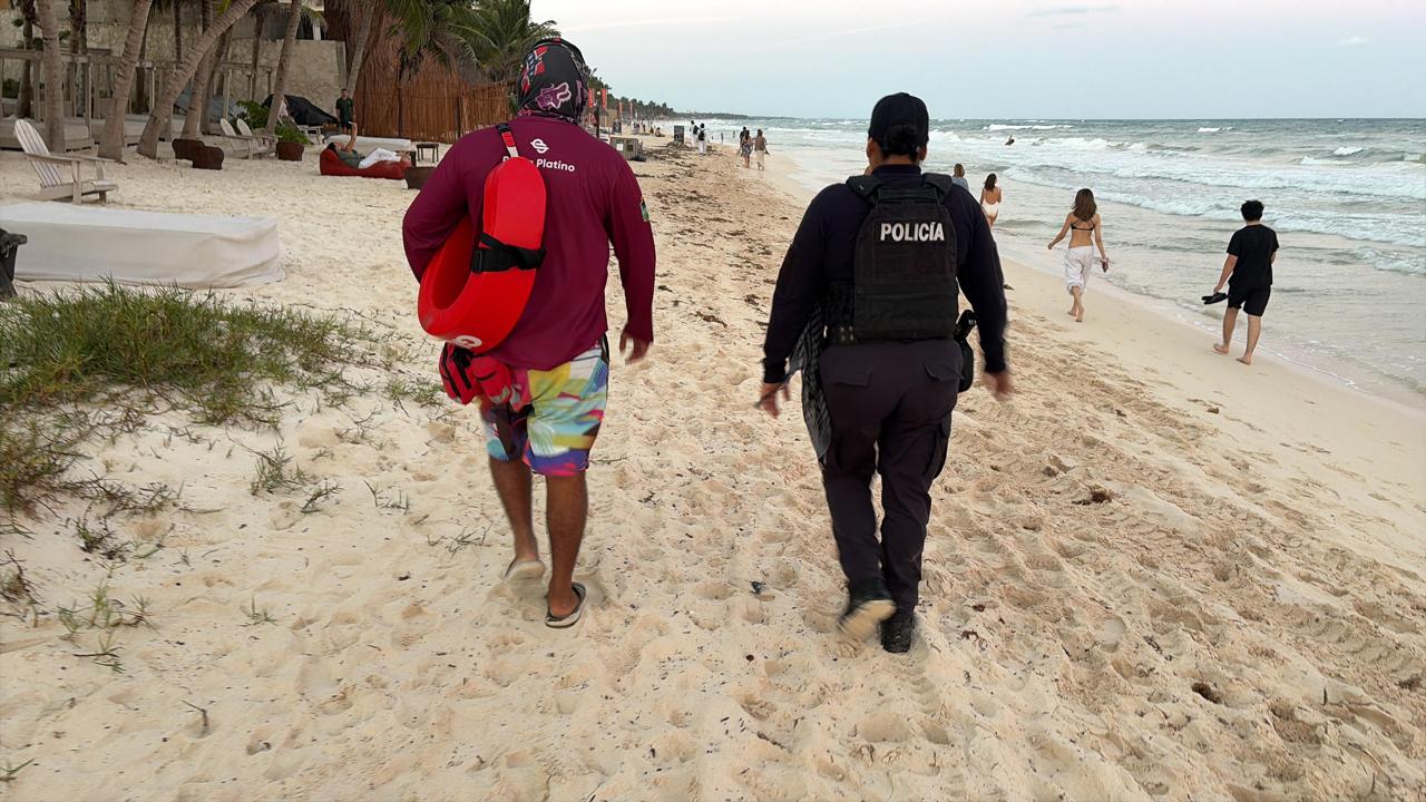 Evaluarán regreso de salvavidas municipales a las playas del Parque del Jaguar