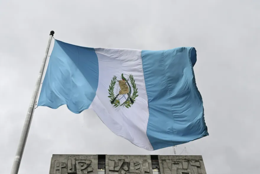 Guatemala recupera piezas arqueológicas mayas de una colección en México