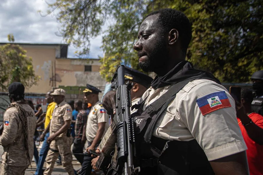 ONG's y embajadas condenan matanza de al menos 70 personas en Haití
