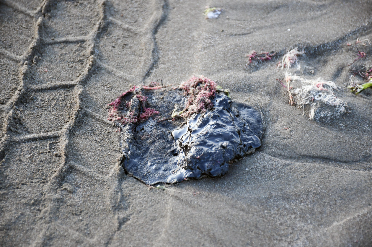 Falta de mantenimiento provoca la mitad de los derrames petroleros en México, según experto