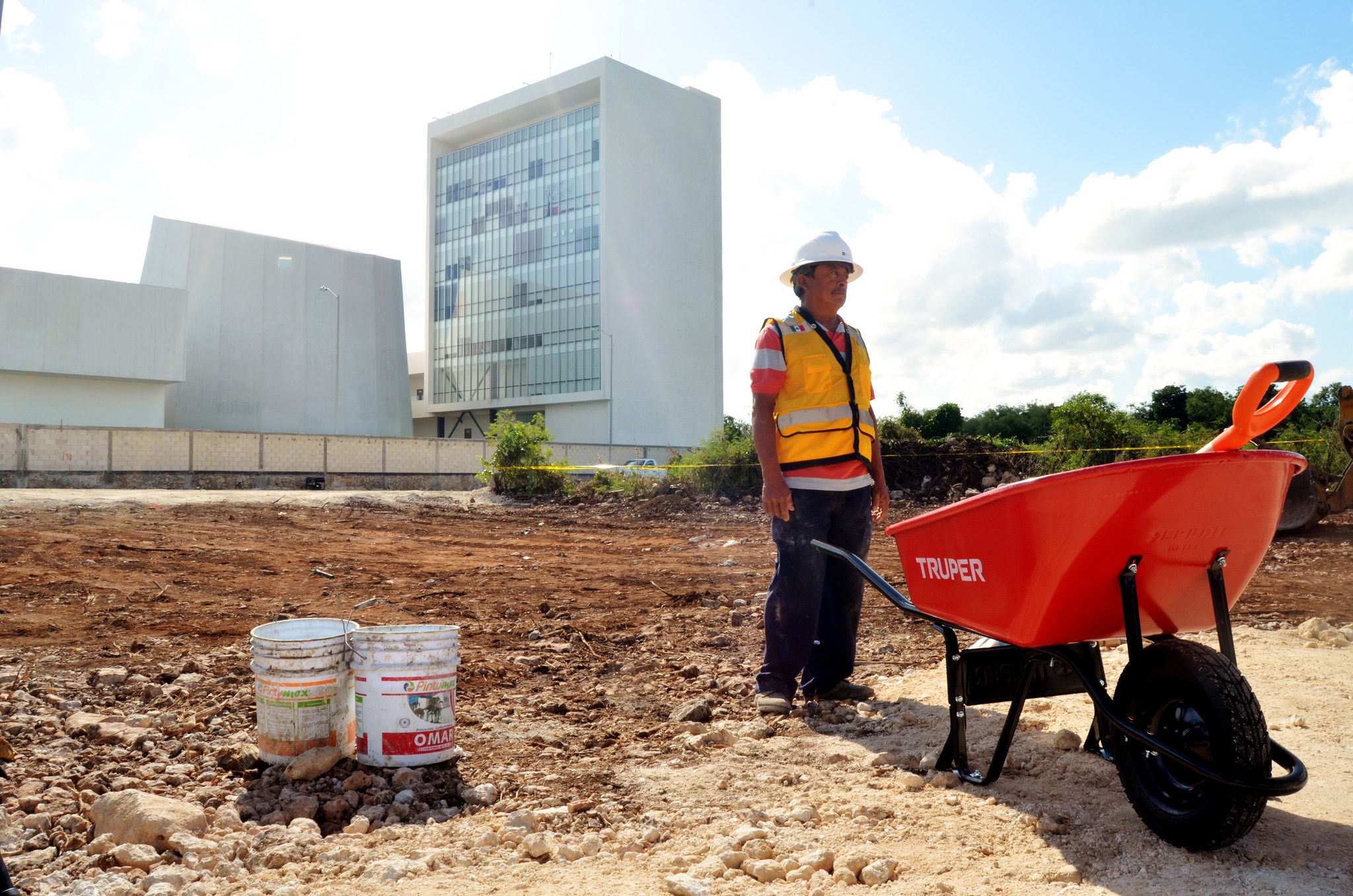 Tres nuevos hospitales