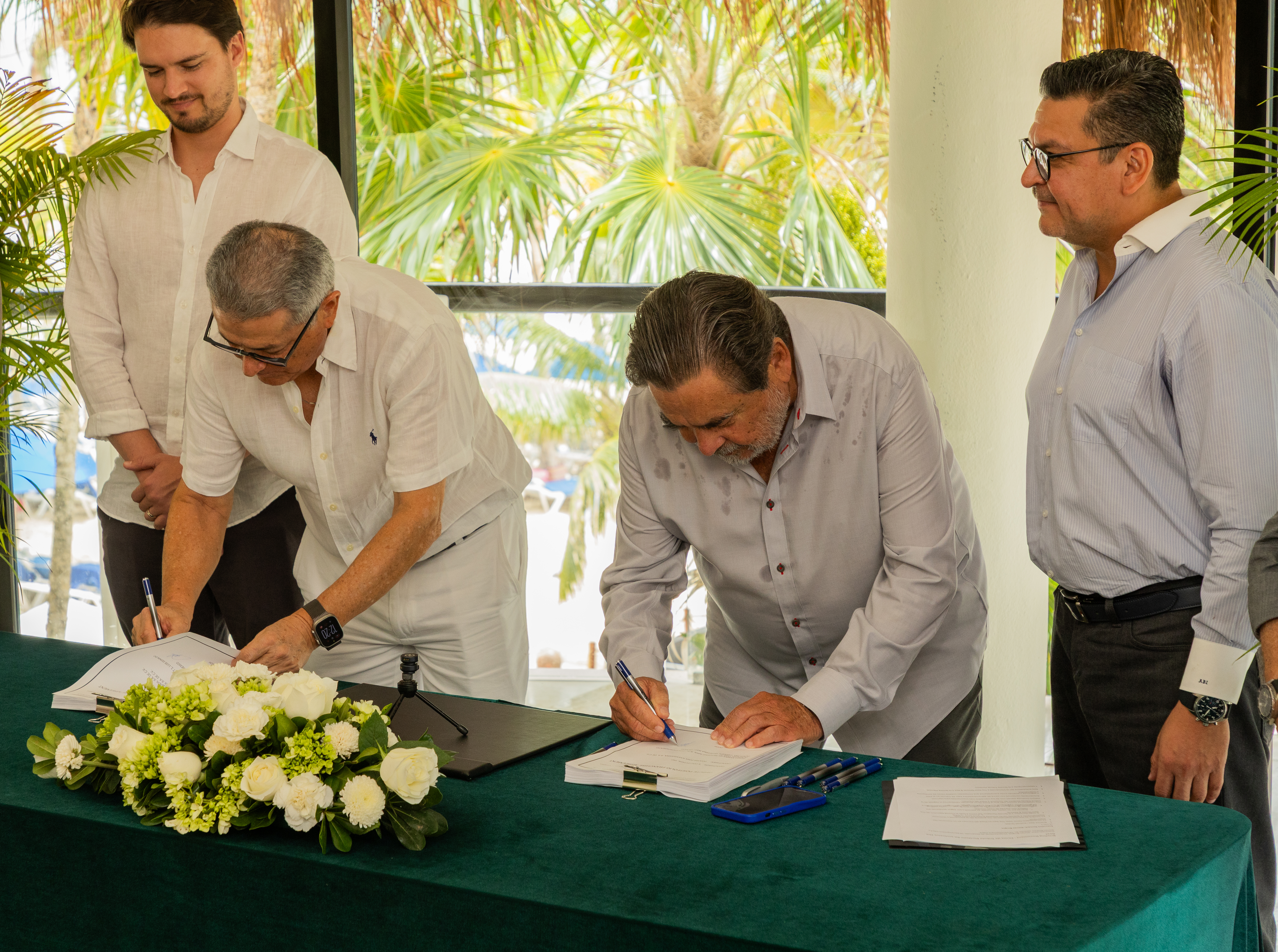 Hoteles The Reef de Playa del Carmen firman convenio con la cadena Marriott
