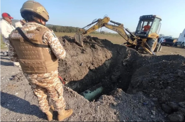 Aseguran 23 mil litros de 'huachicol' en inmueble de Ahuacatlán, Nayarit