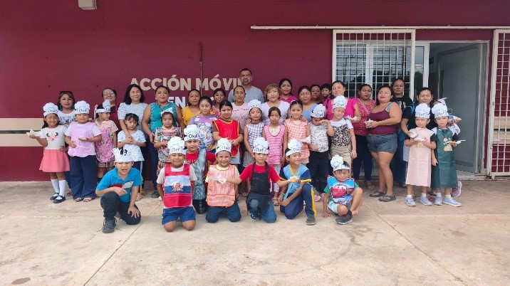 ICAT Acción Móvil Tenabo da clases muestra en la primaria José E. Muñoz Archivos