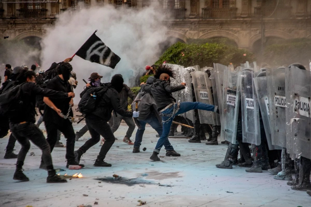 Fiscalía de la CDMX identifica a líderes del 'bloque negro'