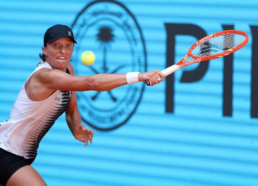 Iga Swiatek se retiró del WTA 1000 de Madrid por problemas médicos