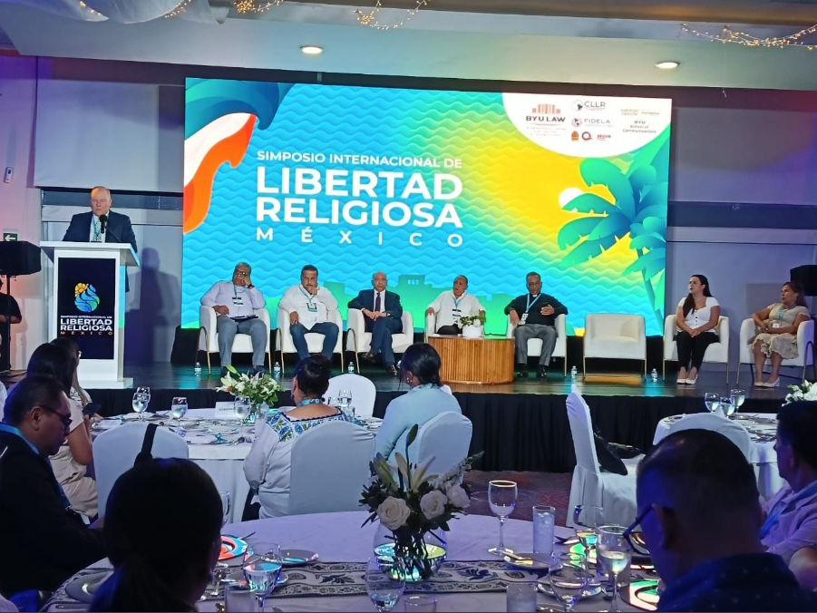 Dialogan sobre libertad religiosa en simposio internacional en Cancún