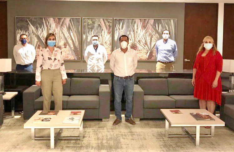 Que el IMSS no rechace a yucatecos: Vila a Robledo