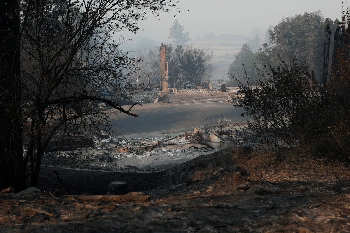 Incendios forestales en Washington obligan a evacuar a 60 mil personas y destruyen 600 estructuras