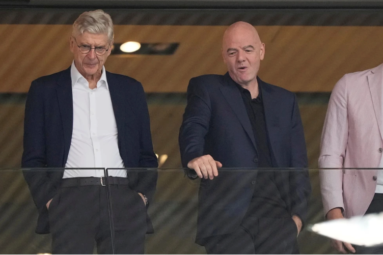 Wenger y Grafström, altos cargos de la FIFA, se distancian del plan de vender el Mundial