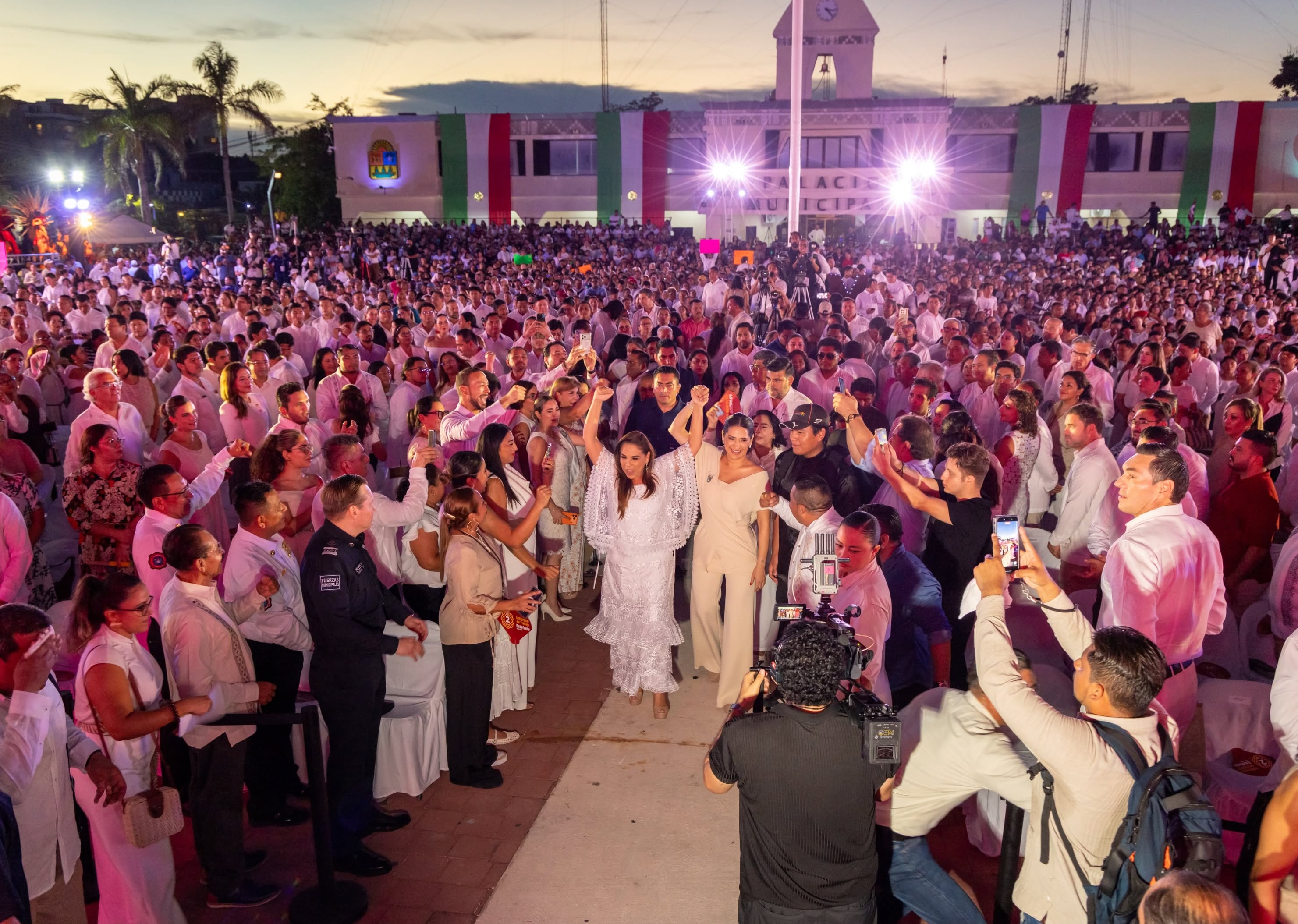 ¡Lo mejor está por venir! Estefanía Mercado rinde su Segundo Informe de Gobierno 