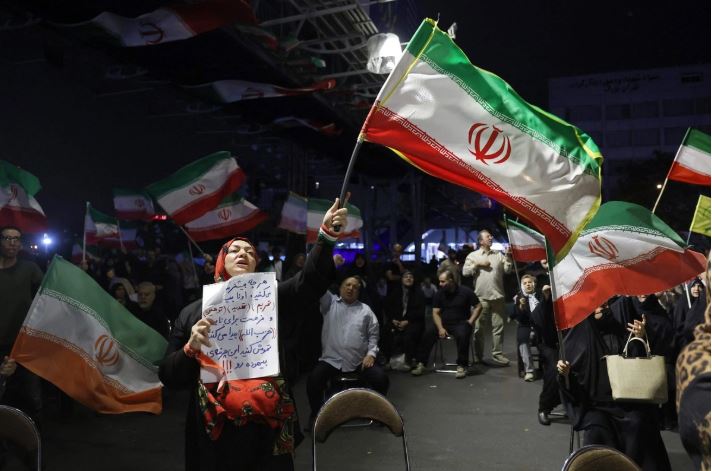Irán suspende negociaciones con EU; acusa violación de alto el fuego