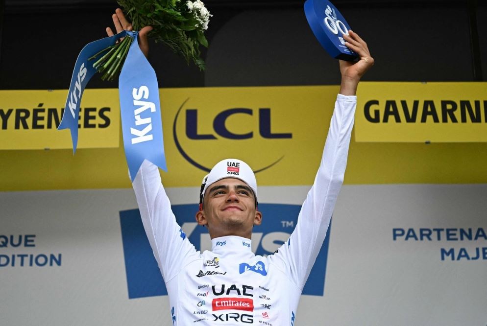 Isaac del Toro sube al podio y ya es tercer lugar general del Tour de Francia