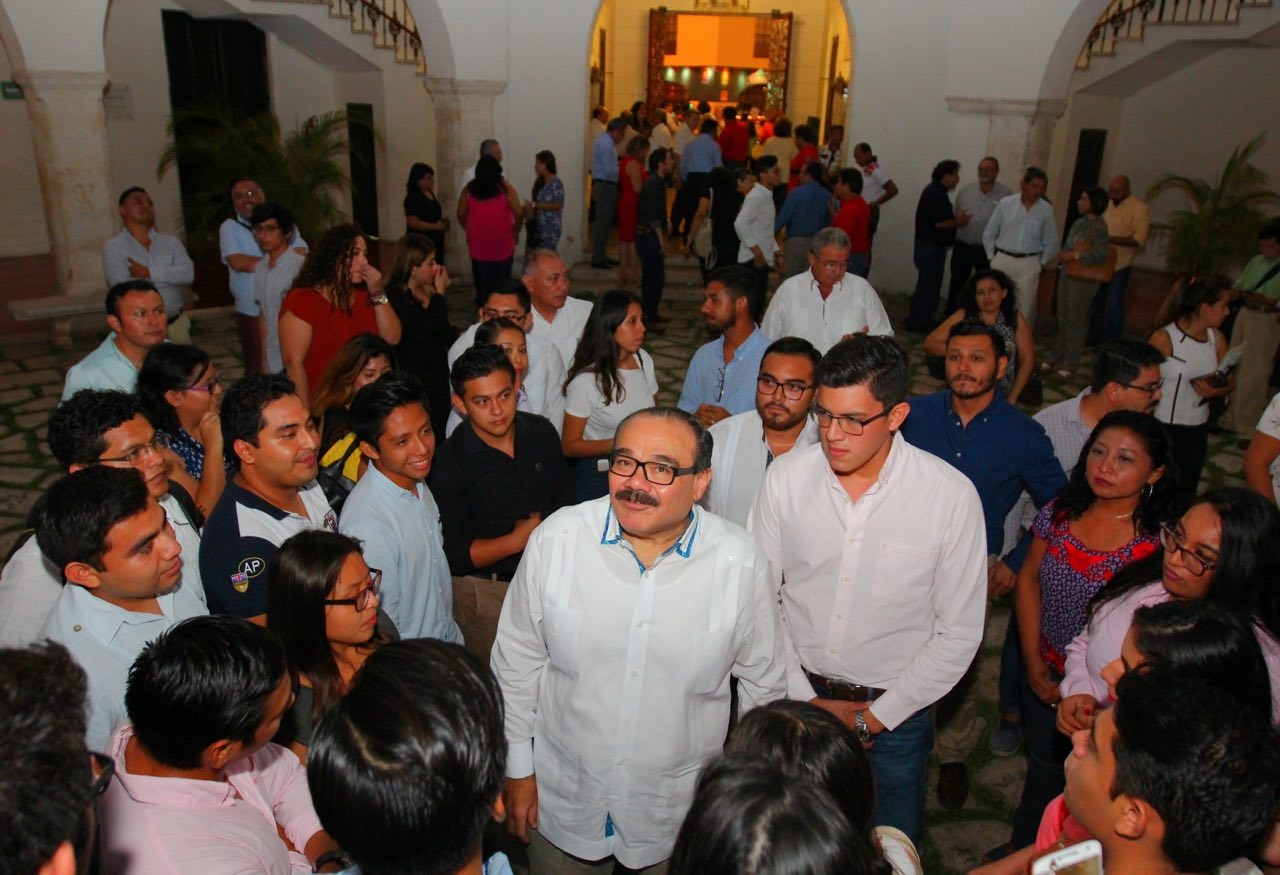 Llaman a sociedad a construir gobernanza colaborativa