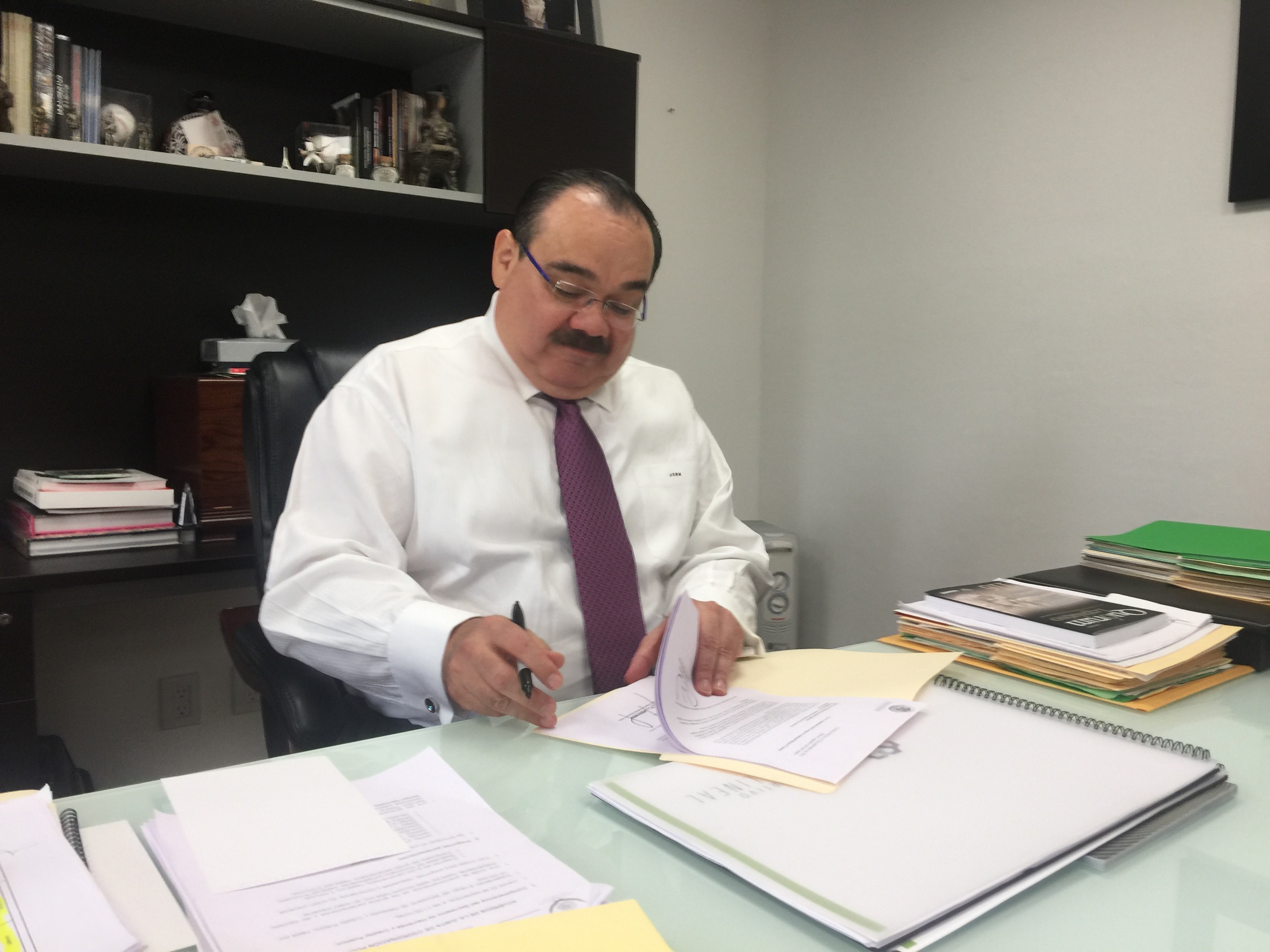 Iniciativa para reducción de legisladores