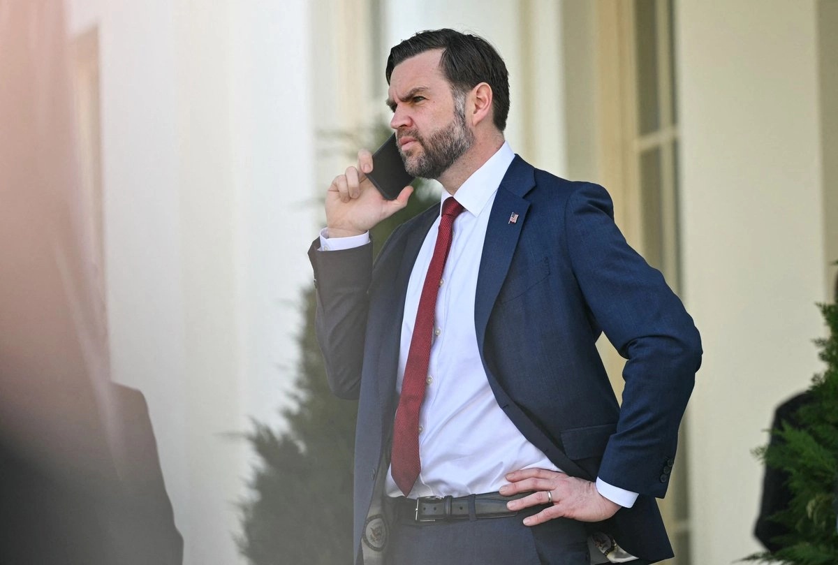 Donald Trump nombra a JD Vance ''zar del fraude'' por equivocación