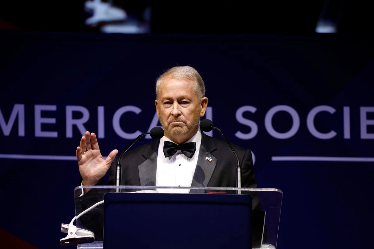 ''Lucha contra los cárteles debe unirnos, no dividirnos'', declara Ronald Johnson, embajardor de EU en México 