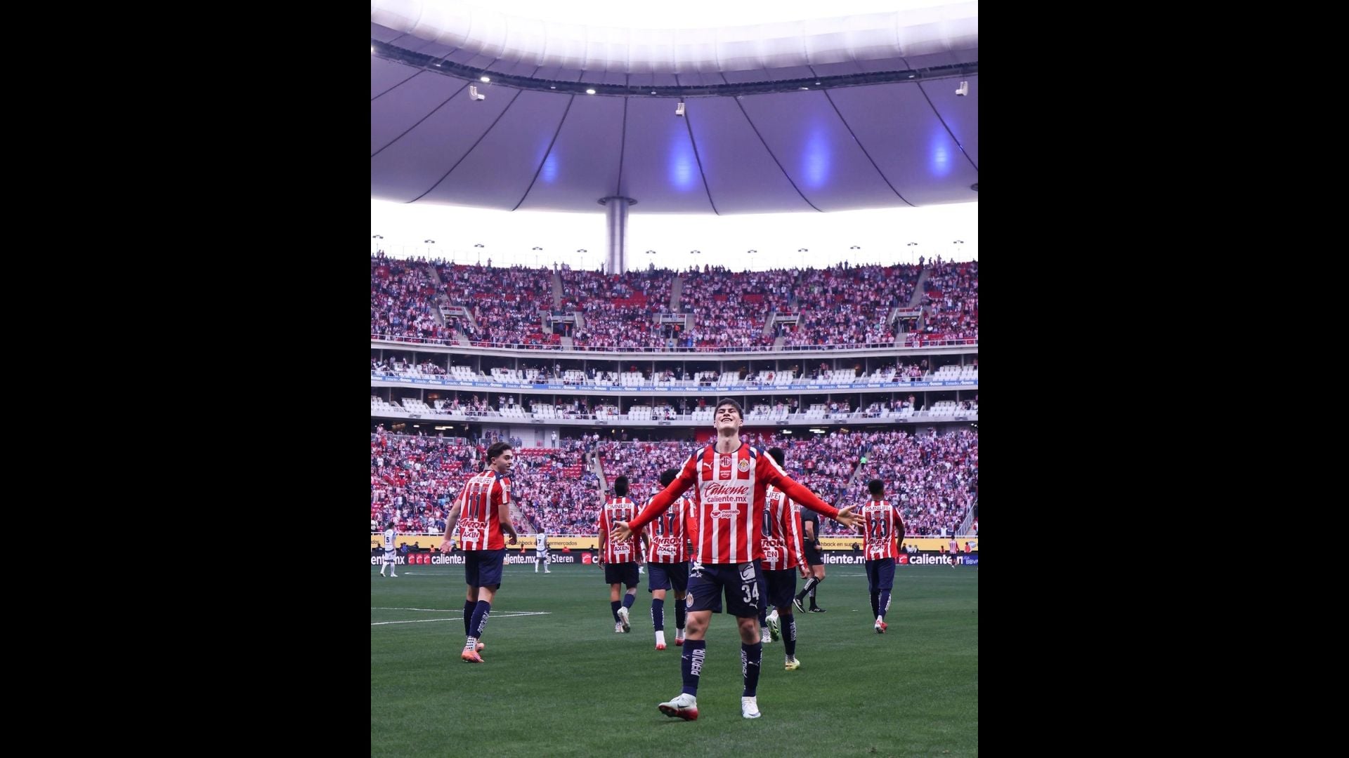 Chivas debuta en el Clausura 2026 con triunfo ante Pachuca; Cruz Azul cae ante León