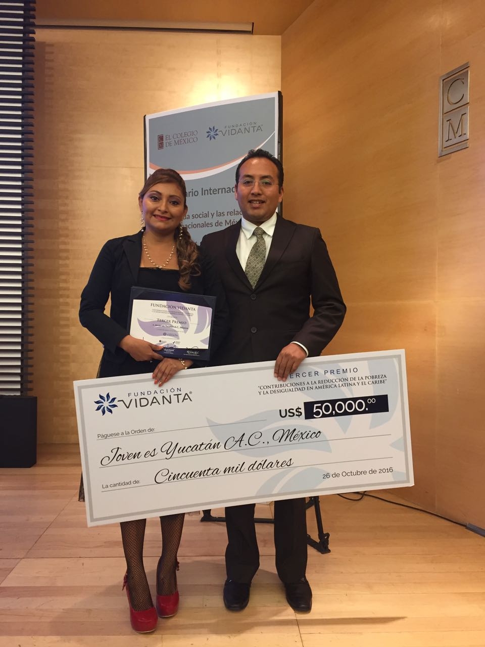 Grupo Vidanta premia jóvenes yucatecos