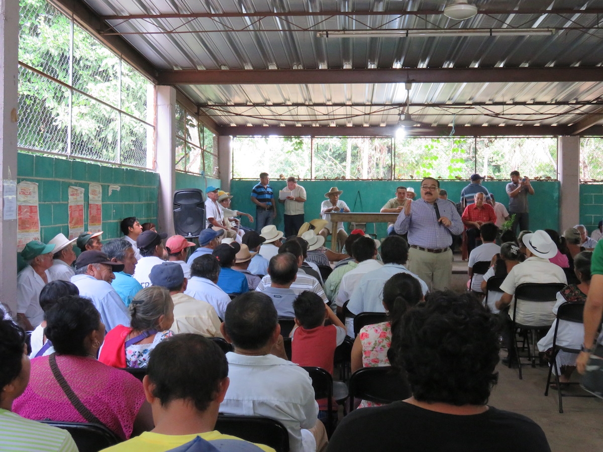 Diputado federal visita el sur de Yucatán