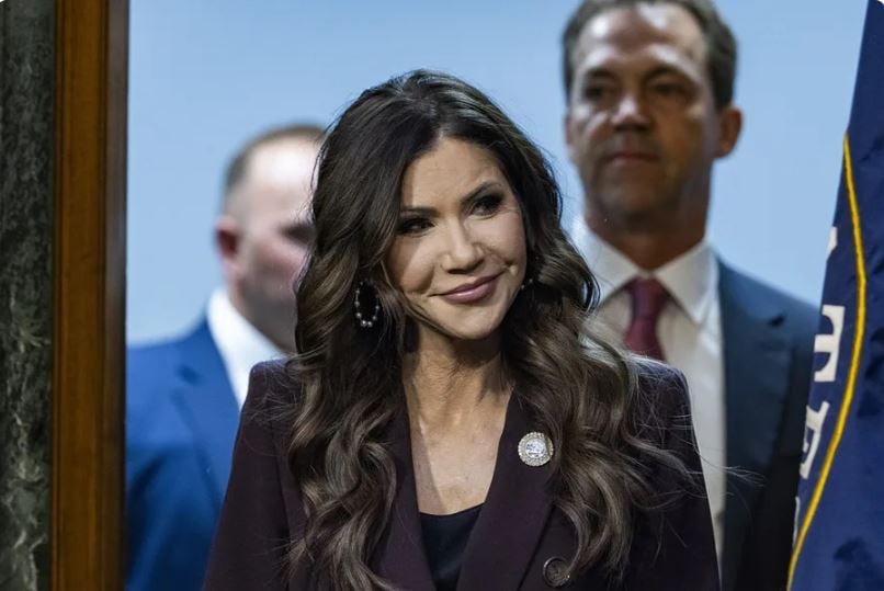 Kristi Noem: símbolo del trumpismo